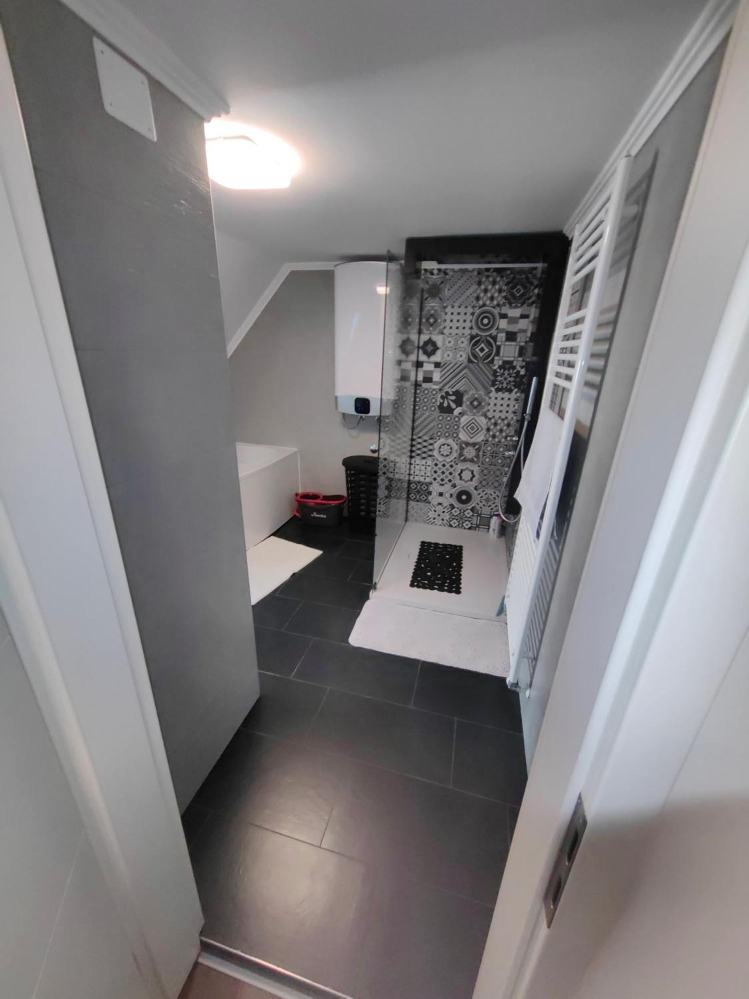 Sana Apartment โพสโตยนา ภายนอก รูปภาพ