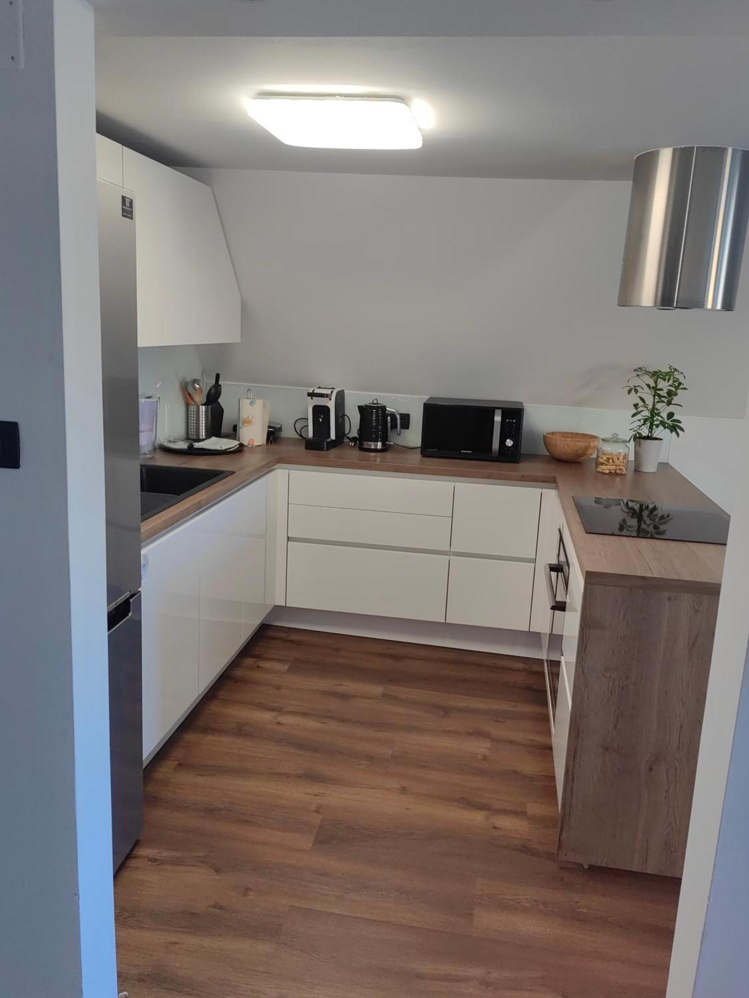 Sana Apartment โพสโตยนา ภายนอก รูปภาพ